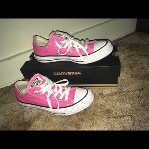 Pink Converse ❤️